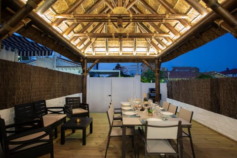 Property building, Balcony/Terrace