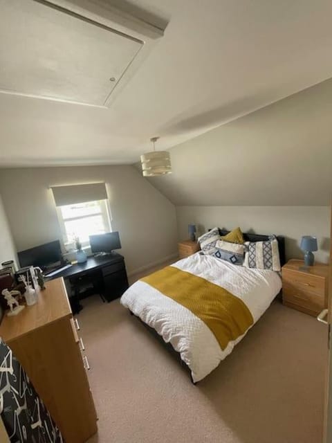 Inverurie Town Centre 97m2 Maisonette Apartment in Scotland