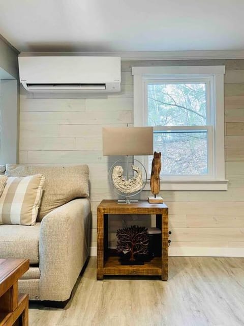 Lakefront Cottage on Brewer Lake House in Bucksport