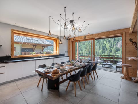 Chalet 1100 - Bo Immobilier Chatel - à mi-chemin du centre et du Linga -Reduced prices on ski passes Châtel & Portes du Soleil Chalet in Châtel