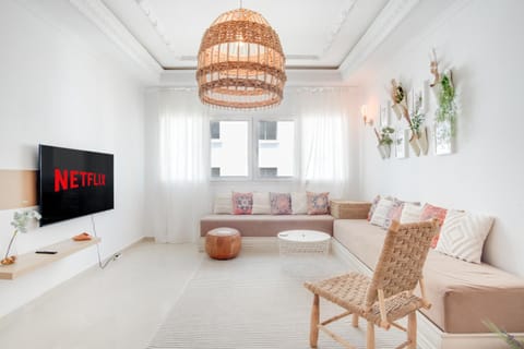 Communal lounge/ TV room, TV and multimedia, Living room, Seating area