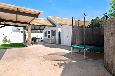 Garden, Parking