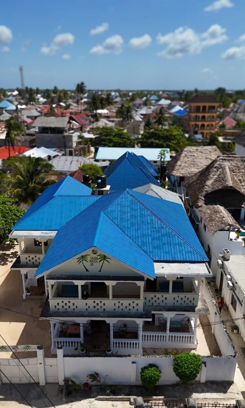 Property building, Neighbourhood, Bird's eye view, Street view, Location
