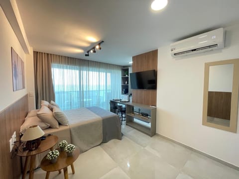 Bed, TV and multimedia, Photo of the whole room, Bedroom, air conditioner