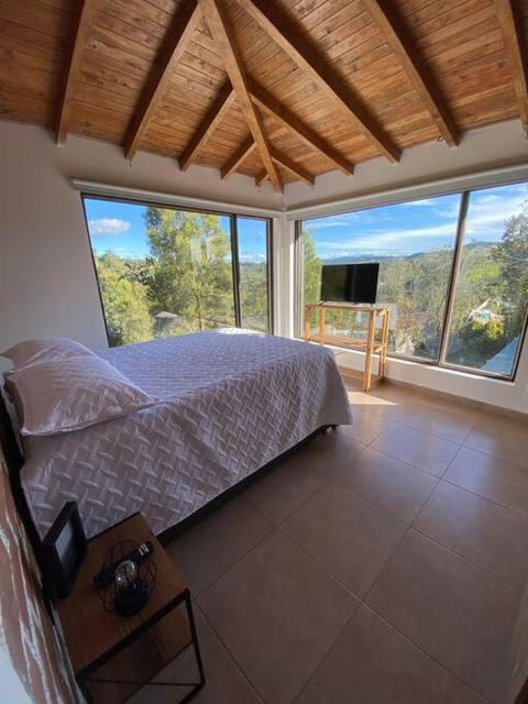 Bed, Natural landscape, Photo of the whole room, Bedroom, Mountain view