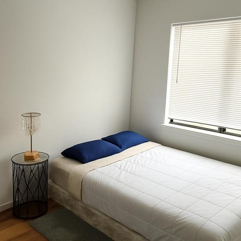Affordable Central Houston Stay Minutes from Downtown No Smoking Has Partition divider no door in room Vacation rental in Houston