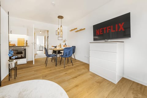 TV and multimedia, Living room, Dining area, Evening entertainment, pet friendly