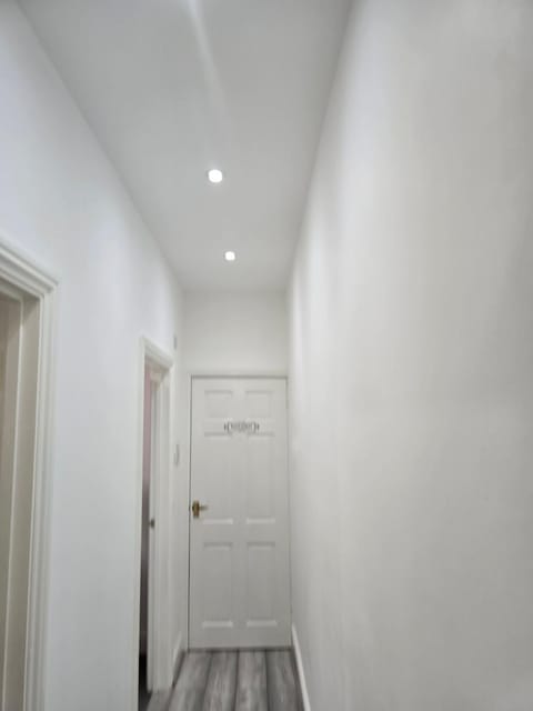 Realwood Homes- Broomhill Road Bed and Breakfast in Nottingham