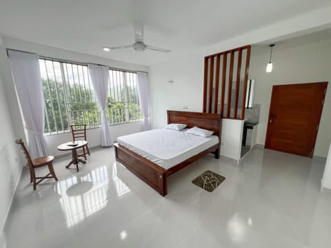 Bed, Photo of the whole room, Bedroom, Mountain view, Breakfast, Parking, air conditioner