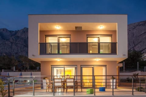 Night, Balcony/Terrace