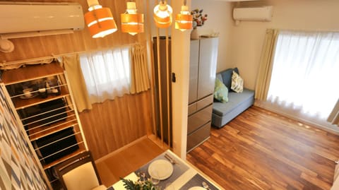 Living room, Photo of the whole room