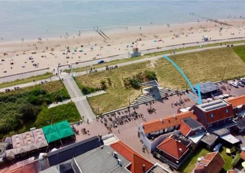 'n Ice Day 3A House in Zoutelande