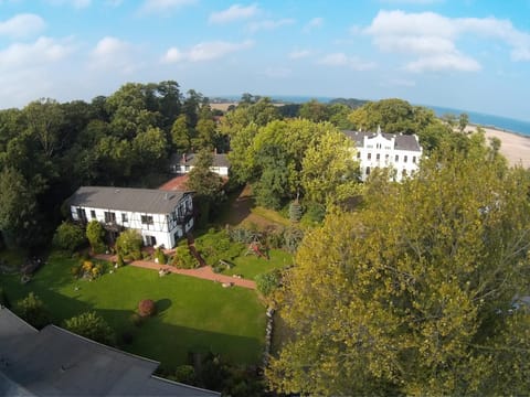 Property building, Garden view