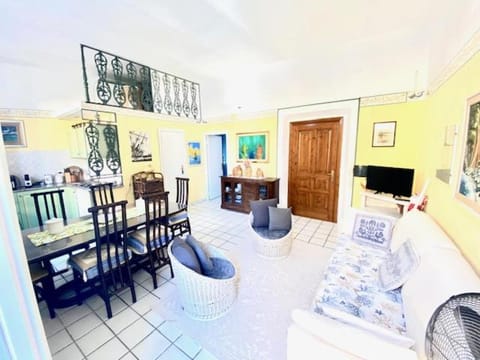 Living room, kitchen