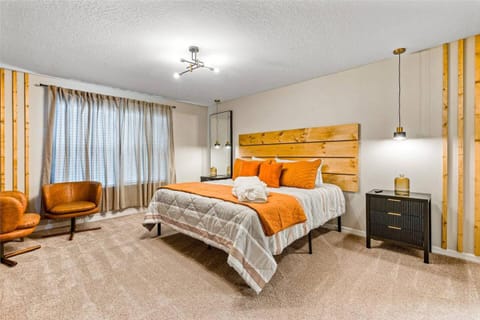 Brand New Charming Home 9 Miles to Disney House in Four Corners