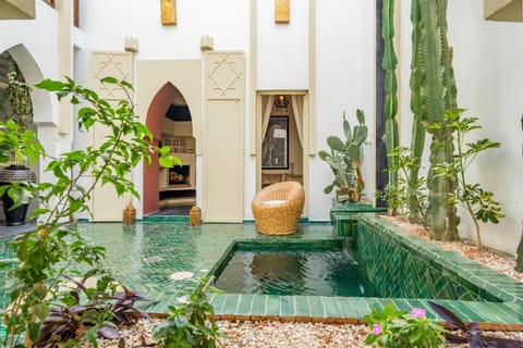 Patio, Swimming pool