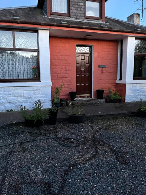 Relaxing, cozy 1 double room Vacation rental in Edinburgh