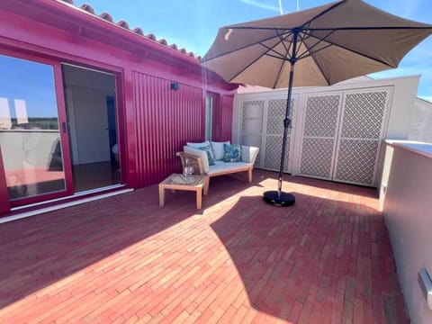 Patio, Day, View (from property/room), Balcony/Terrace, Seating area