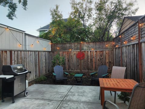 Patio, BBQ facilities, Garden