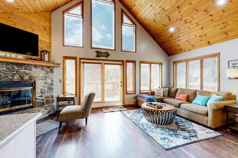 Wakes n’ Flakes House in McHenry