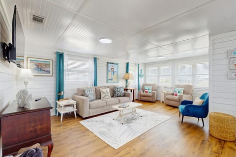 Macs Fish Camp House in Dauphin Island