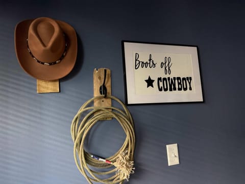 New Studio- 2 beds 7 mins to DT Apartment in Nashville