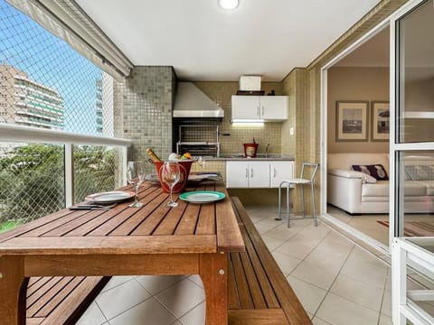 BBQ facilities, Kitchen or kitchenette, Seating area, Dining area