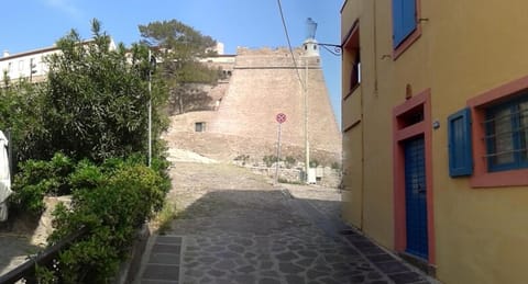 Property building, On site