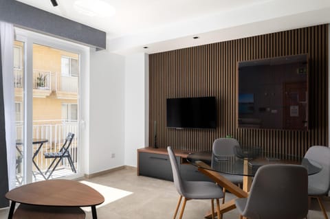 Modern 1BR Apartments Close to Manoel Island Saint Julians & Tigne Shopping Mall Apartment in Sliema