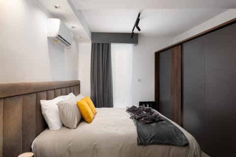 Modern 1BR Apartments Close to Manoel Island Saint Julians & Tigne Shopping Mall Apartment in Sliema