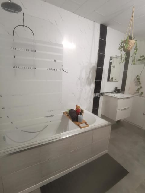 Green Cottage, 3 chambres, 7 voyageurs Villa in Saarland, 66, Germany