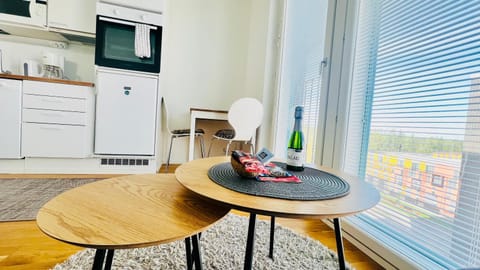 Cozy studio apartment 6 mins by Train to Airport Apartment in Uusimaa