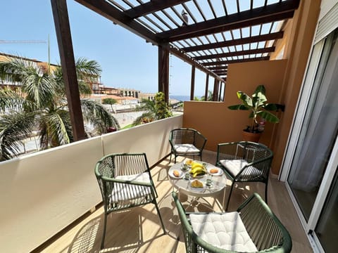 Patio, Day, View (from property/room), Balcony/Terrace, Dining area, Sea view
