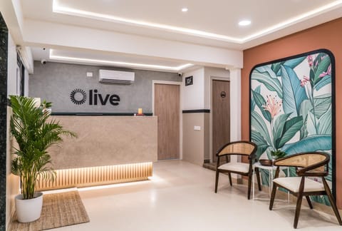Lobby or reception, Seating area, air conditioner