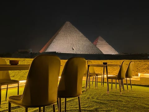 Night, Seating area, Landmark view