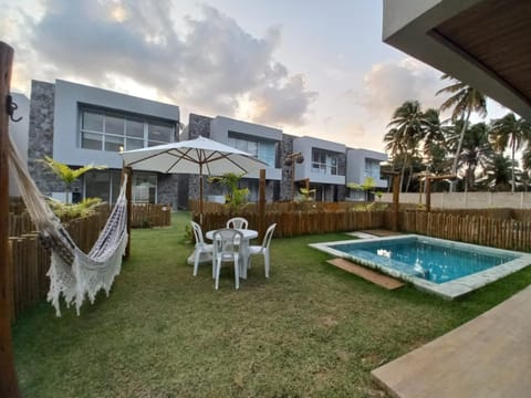 Garden, Garden, Swimming pool