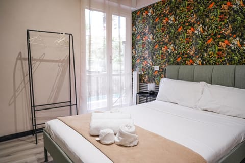 Bed, Balcony/Terrace, Inner courtyard view