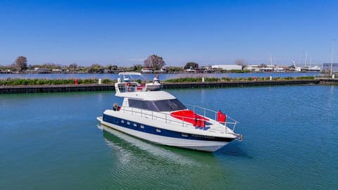 Natural landscape, River view, Sea view