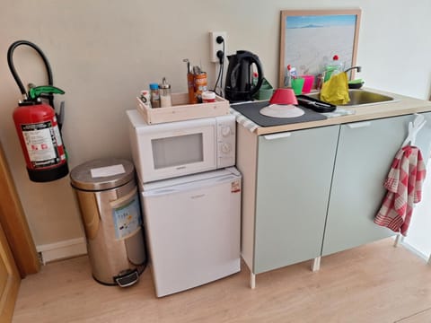 Coffee/tea facilities, Kitchen or kitchenette