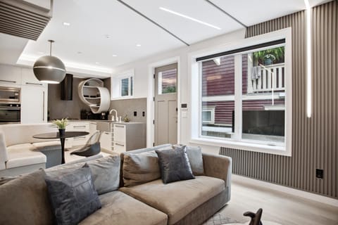 Kitchen or kitchenette, Living room, Dining area, kitchen