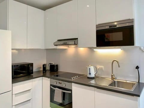 Prestige Stay - Uptown Apartment in Ixelles