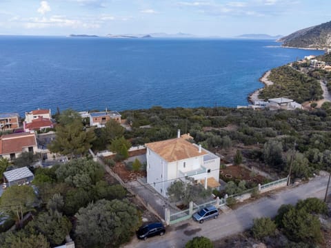 Property building, Location