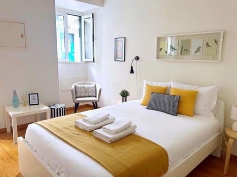 Bed, Bedroom