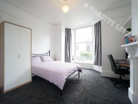 East Lynne House in Bangor