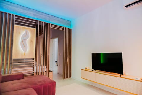 TV and multimedia, Living room, air conditioner