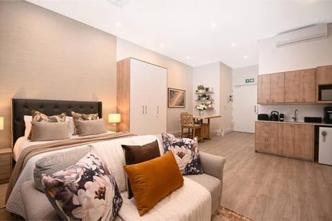 308 on Titanium Apartment in Cape Town