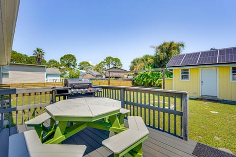 Panama City Home with Fire Pit - Walk to Beaches! House in Lower Grand Lagoon