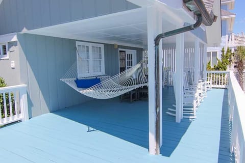 Carolina Breezy by Sea Scape Properties House in Wrightsville Beach