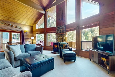 Mountain View Getaway House in Snoqualmie Pass