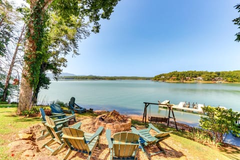 Blue Ridge Lake Townhome about 7 Mi to Scenic Railway! House in Blue Ridge Lake